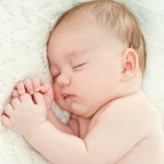 赤ちゃんを寝かせる方法