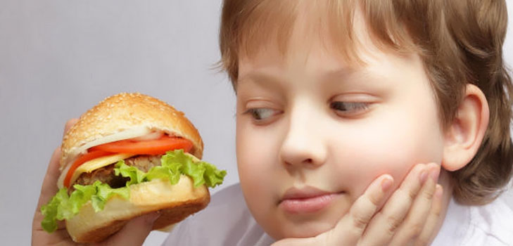 子供の肥満：コントロールと予防の方法