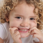 なぜ子供は歯を磨くのですか？