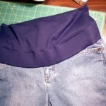 あなたの手でジーンズを正しく縫う方法 - ビデオ あなたの手でジーンズを正しく縫う方法 - ビデオ