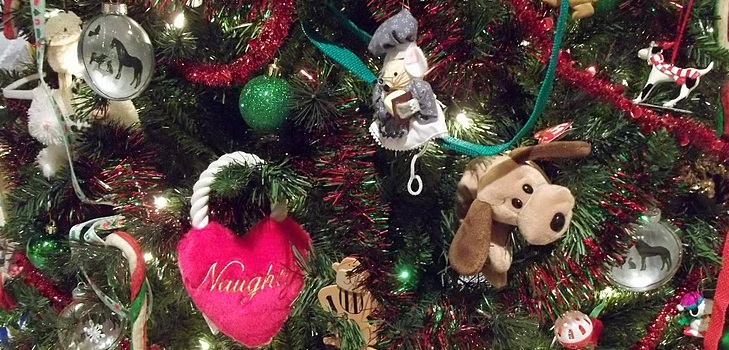 珍しいクリスマスツリーを作る方法