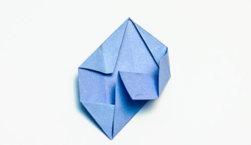 自分の手で折り紙を作る方法