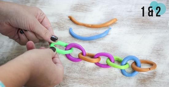 独自のポリマー粘土のネックレスを作る方法