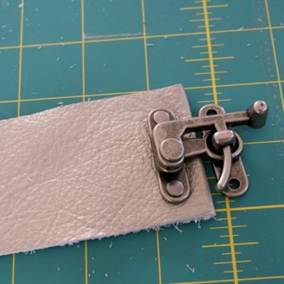ブレスレットを作る方法