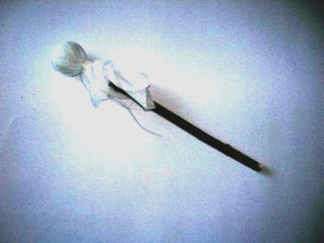 Maslenitsa人形は私たち自身の手で作っています。