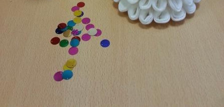 幼稚園の新年の工芸品