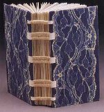 自分の手でページを束縛する 自分の手でページを束縛する