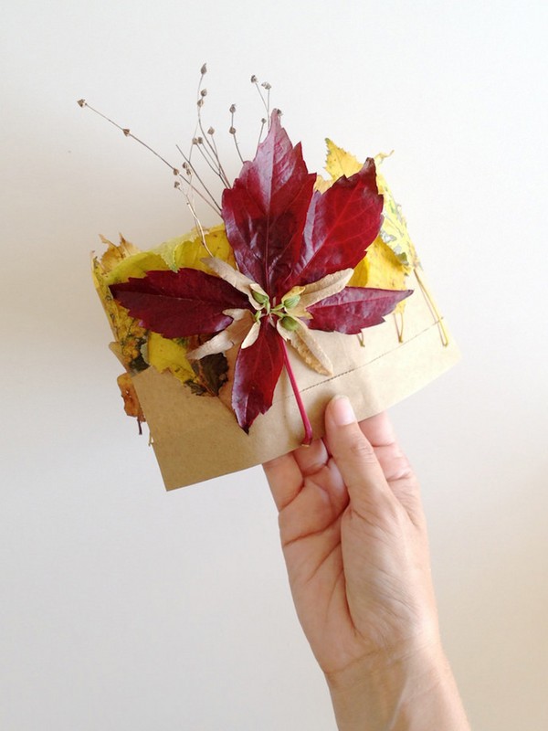 「秋」のテーマの葉の工芸品