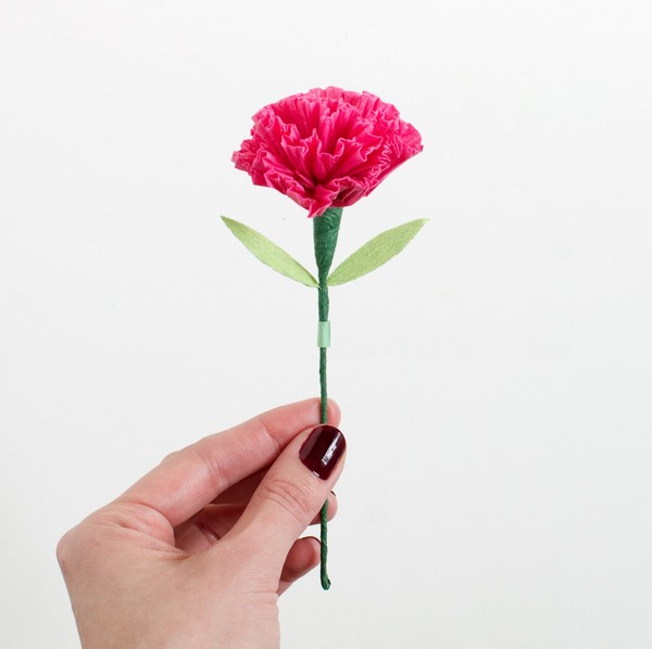 心から：コンテストと展覧会のための5月9日の最高の工芸品