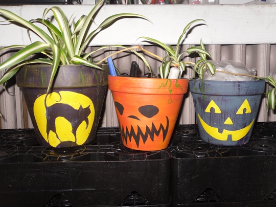 あなた自身の手でハロウィーンのための工芸品2016