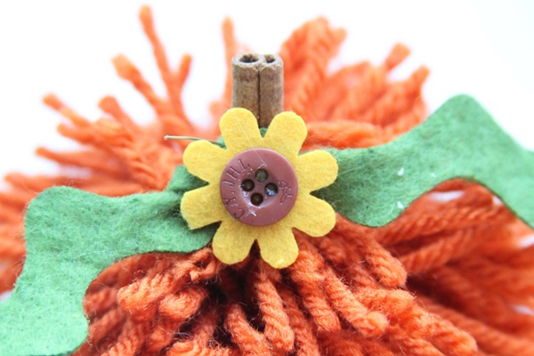 Halloweenの子供のための工芸品