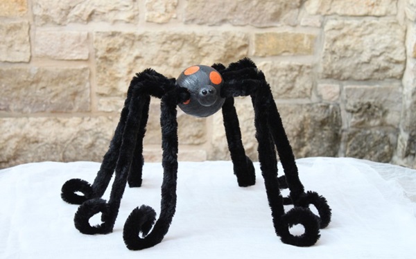 Halloweenの子供のための工芸品