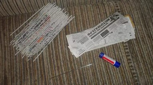 カクテルチューブや新聞のバスケット