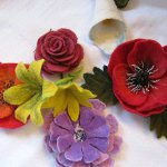ウールの花をフェルト化する
