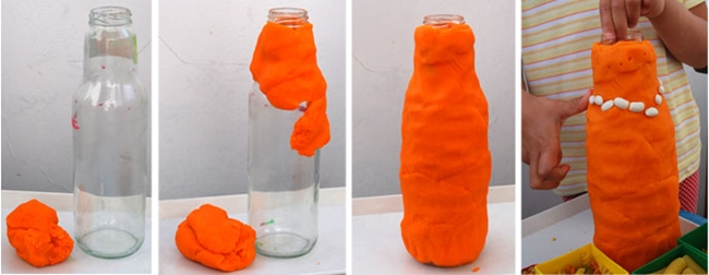 自分の手でプラスチックや穀物の花瓶：写真の指示