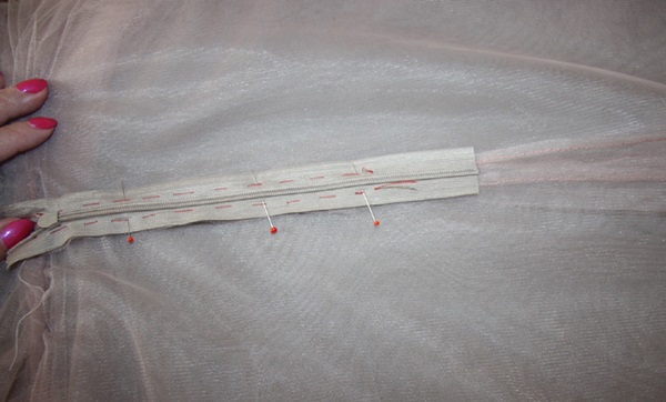 あなた自身の手でチュールのスカートを作る方法