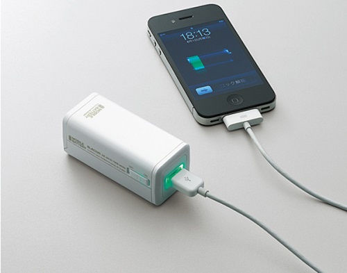 バッテリーなしで電話をオンにする方法