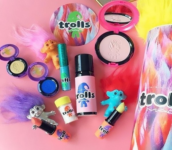 Glamorous Troll：MAC Good Luck Trollsの装飾コレクション