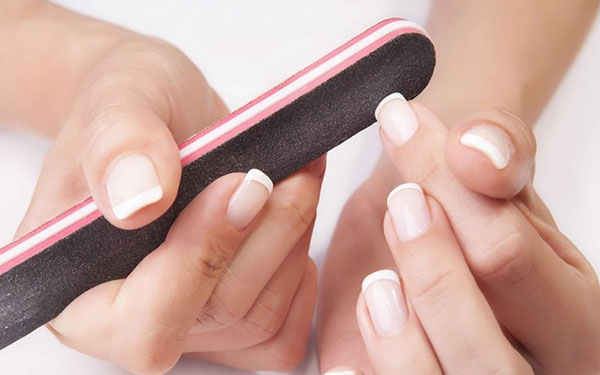 理想的な爪の形態：ナイルの専門家からの3つの秘密