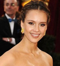 楕円形の顔:Jessica Alba 楕円形の顔:Jessica Alba