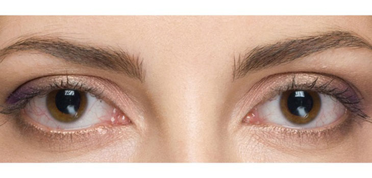 あなたの眉を切る方法