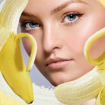 顔のためのバナナからのマスク 顔のためのバナナからのマスク