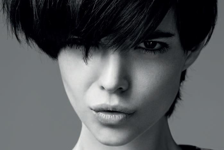 おしゃれなヘアカットの秋冬2013-2014：2014年の最もファッショナブルなショートヘアと長いヘアカットの写真