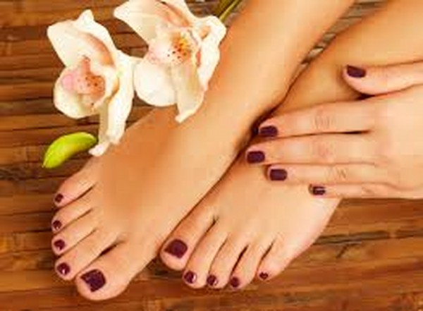 Fashional Nail Design on the Leg  - 写真やビデオ撮影