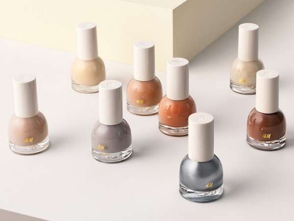 秋の花火：ワニスのコレクションH＆M Beauty