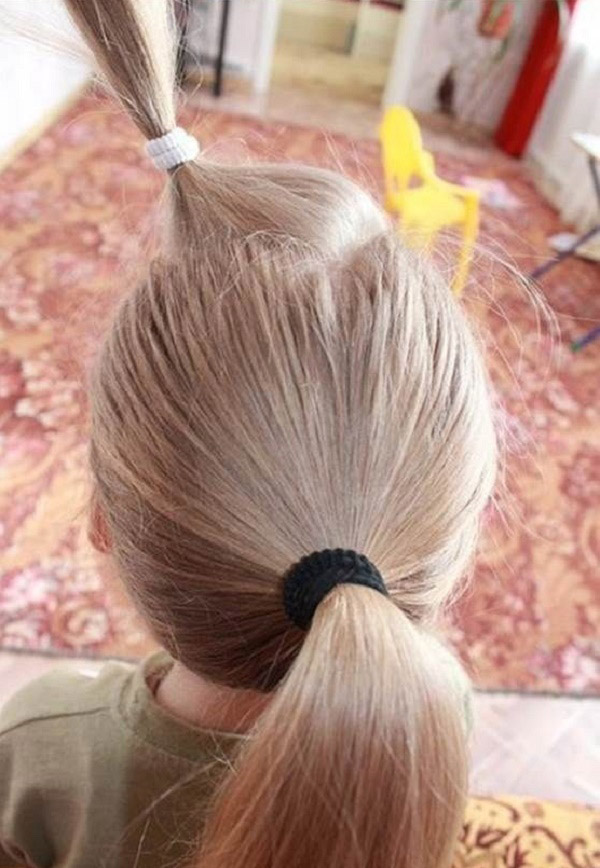 新年2017のための自分の手で女の子のためのヘアスタイル - 短い、中型および長い髪のためのアイデア、ステップバイステップの写真とビデオ