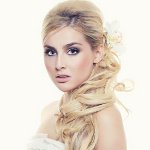 ヘアスタイルは、2012年のデミで ヘアスタイルは、2012年のデミで