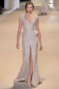 女性のためのイブニングドレス2012 