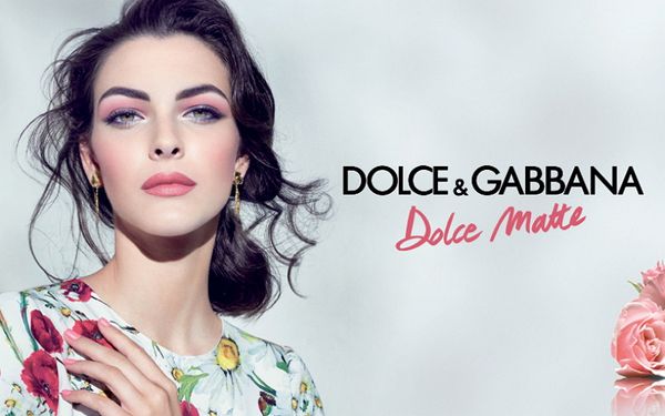 ピンクの春：メイクのコレクションDolce＆Gabbana Rosa Look 2016