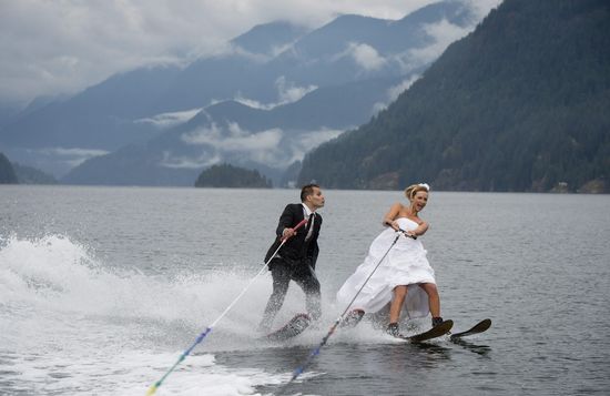 夏の結婚式の写真撮影のアイデア