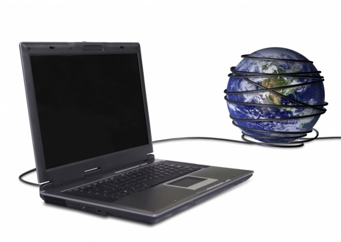 インターネットへのアクセス