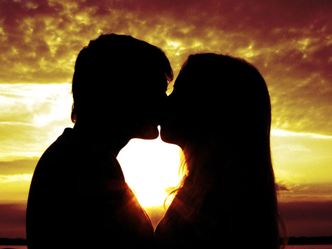 キスする方法を学ぶ? キスする方法を学ぶ?