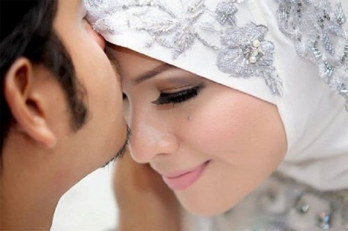 結婚式の夜を過ごすには？イスラム教徒のための結婚式の夜
