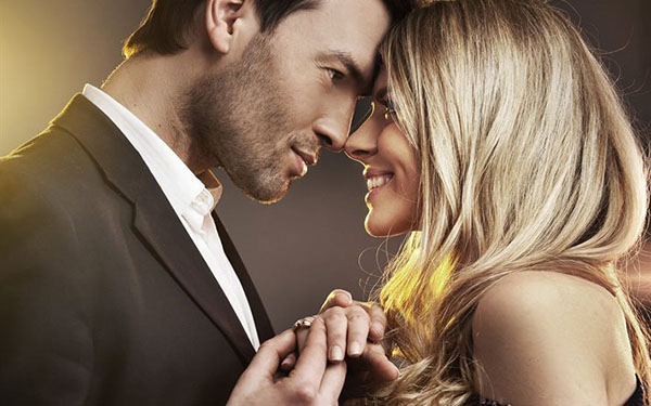 Scorpioの男のための十二宮の兆候は何ですか？