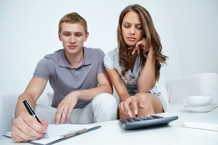 結婚式の準備：ステップバイステップの指示