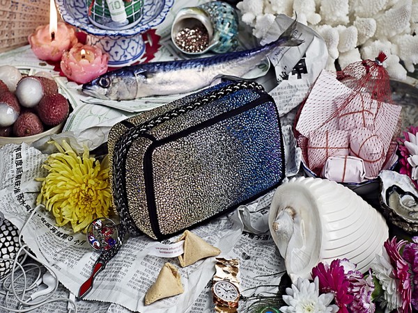 シンデレラの枕：クラッチバッグPiloutin by Christian Louboutin