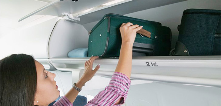 手荷物を飛行機に持ち込むための規則
