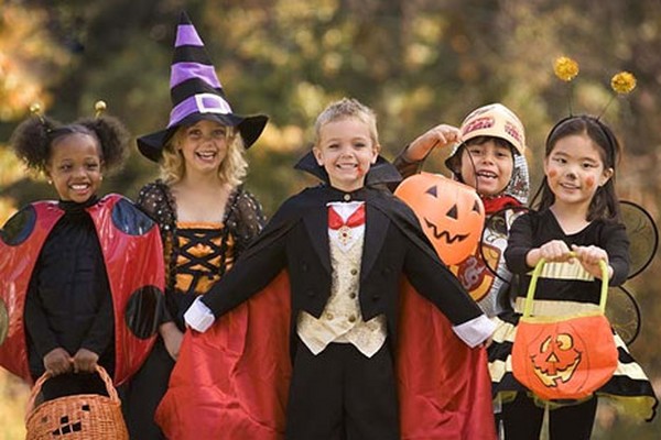子供、ティーンエイジャー、高校生、学生のためのハロウィーンのシナリオ 子供、ティーンエイジャー、高校生、学生のためのハロウィーンのシナリオ