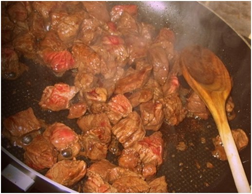 シチュー牛肉