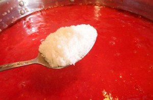 冬のトマトジュース