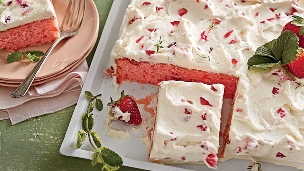 おいしいイチゴのケーキ