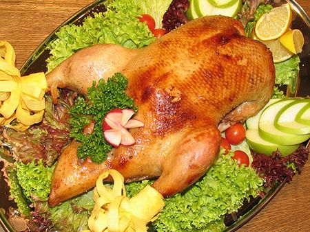 オーブンでアヒル：どのようにおいしい料理ですか？