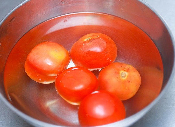 日焼けしたトマト、家庭でのレシピ。冬の野菜乾燥機、オーブンで太陽乾燥トマトを作る方法