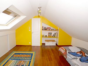 屋根裏部屋のインテリア 屋根裏部屋のインテリア
